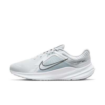 NIKE quest5 ランニングシューズ　新品未使用品 NIKE公式】ナイキ クエスト 5 ウィメンズ ロード ランニング